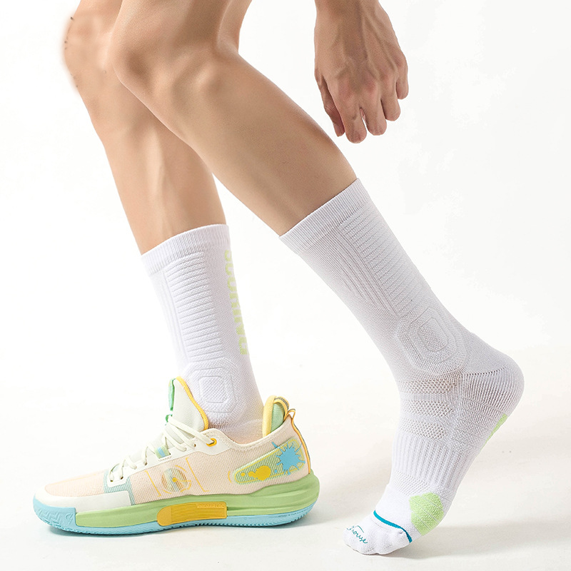 Mid-Calf Elite Basketball Socks with Terry Towel Sole