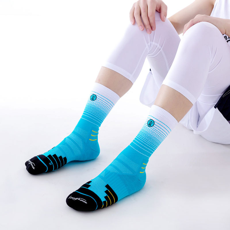 Men's Mid-Calf Gradient Elite Basketball Socks Trendy Performance