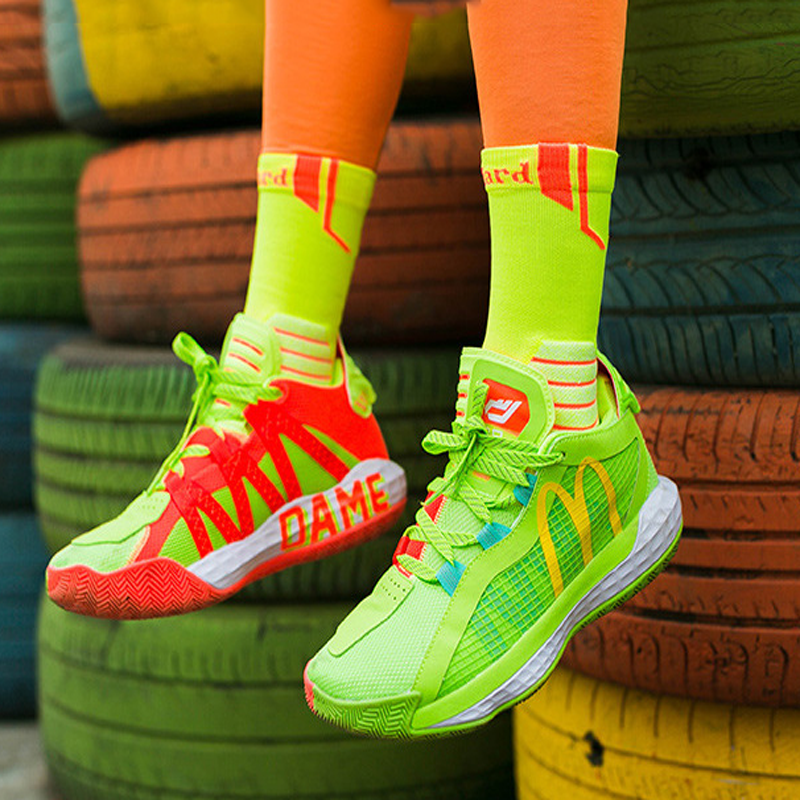 Dame 6 Lillard Mid-Calf Elite Basketball Socks for Performance