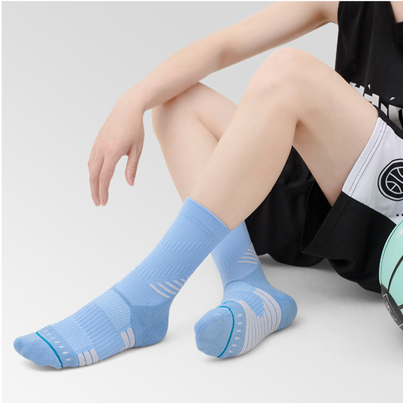 Men's Mid-Calf Breathable Elite Basketball Socks with Towel Sole